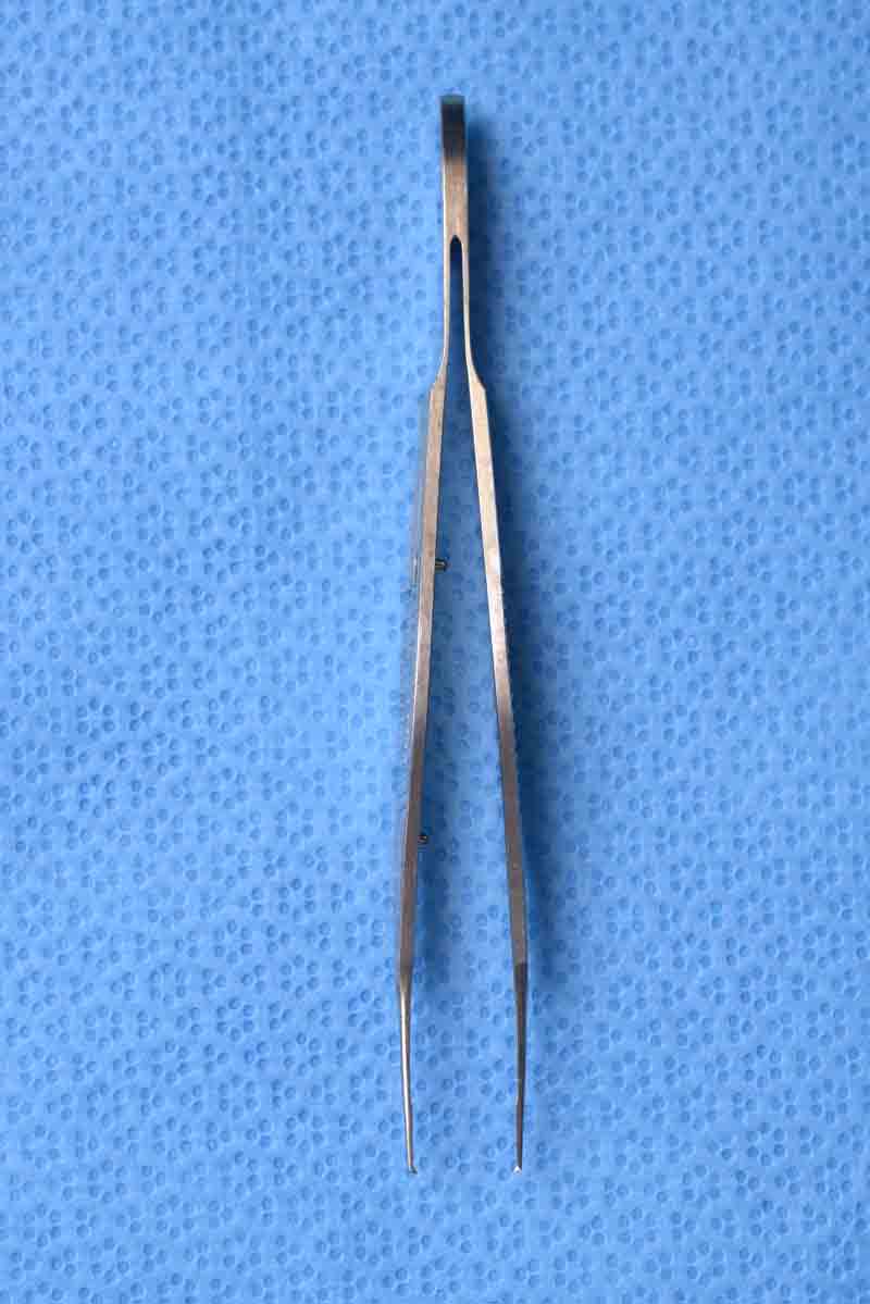 König Castroviejo Suture Forceps